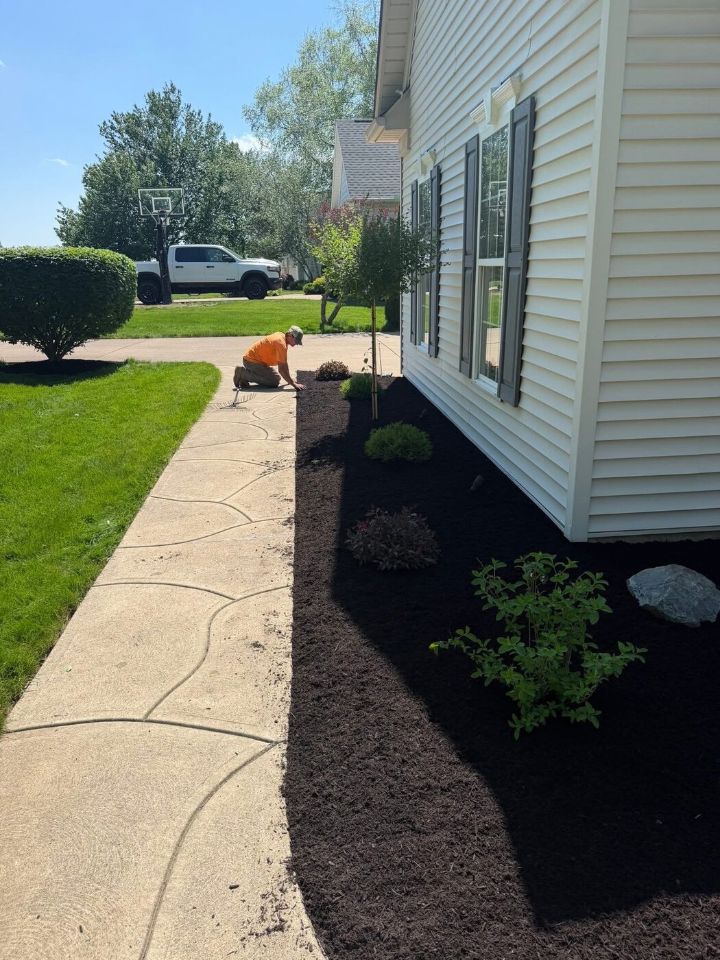 Foundation Planting Bed