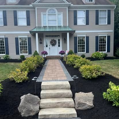 Landscape & Stone Walkway